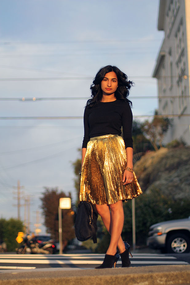 gold skirt outfit