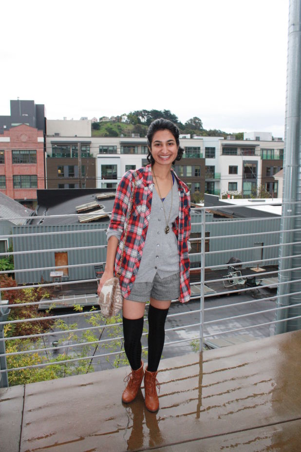 red-plaid-shirt-outfit